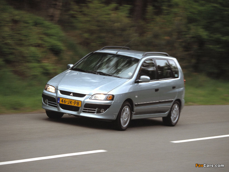 Pictures of Mitsubishi Space Star 2002–05 (800 x 600)