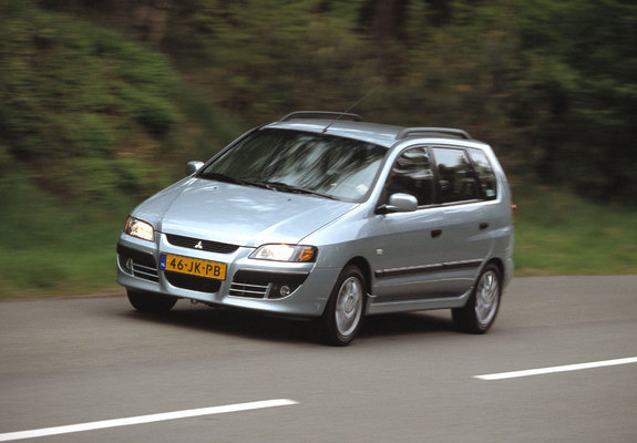 Pictures of Mitsubishi Space Star 2002–05