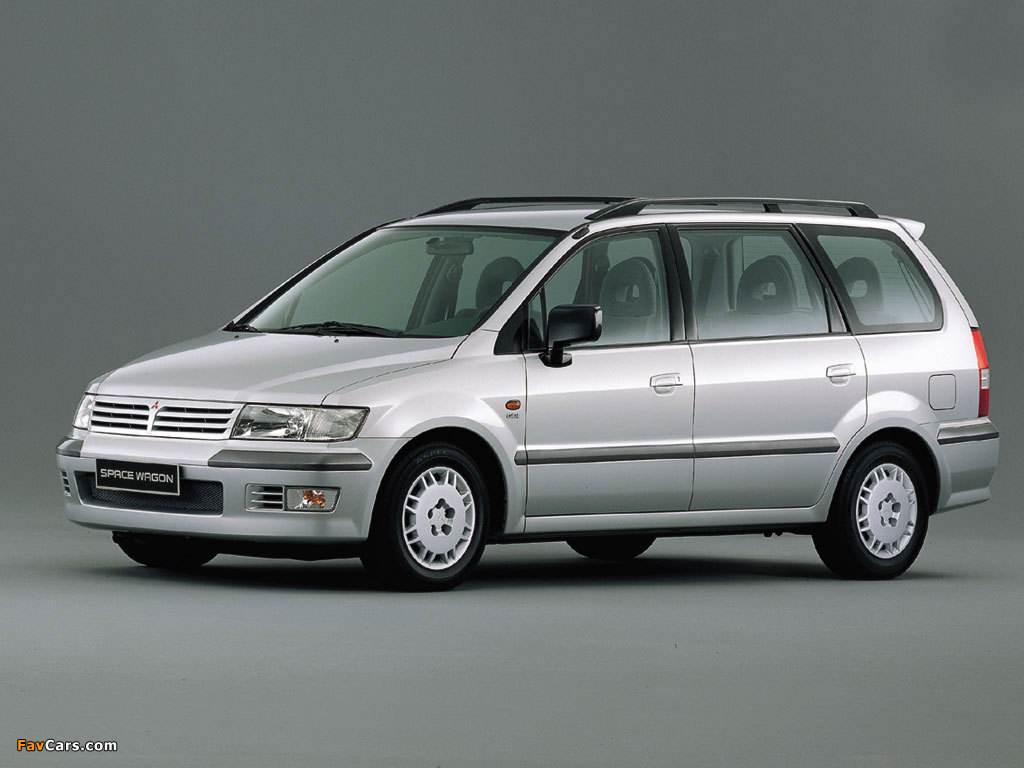 Photos of Mitsubishi Space Wagon 1997–2003 (1024 x 768)
