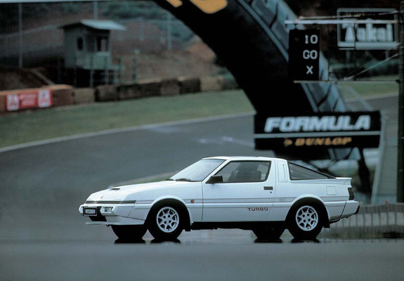 Images of Mitsubishi Starion Turbo EX 1985–86