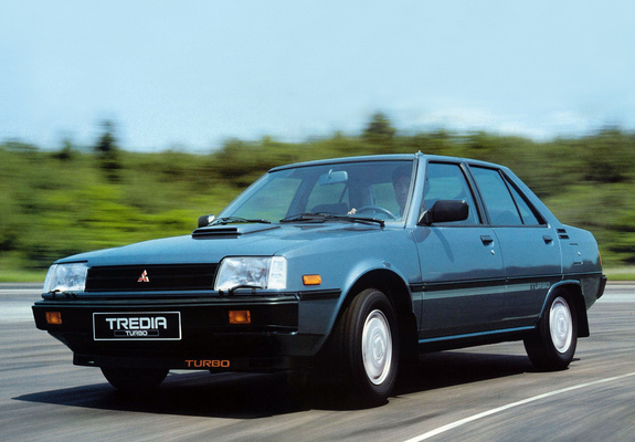 Images of Mitsubishi Tredia Turbo 1985–90