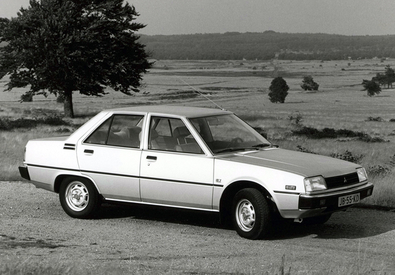 Photos of Mitsubishi Tredia 1982–90