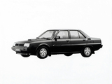 Photos of Mitsubishi Tredia Turbo 1985–90