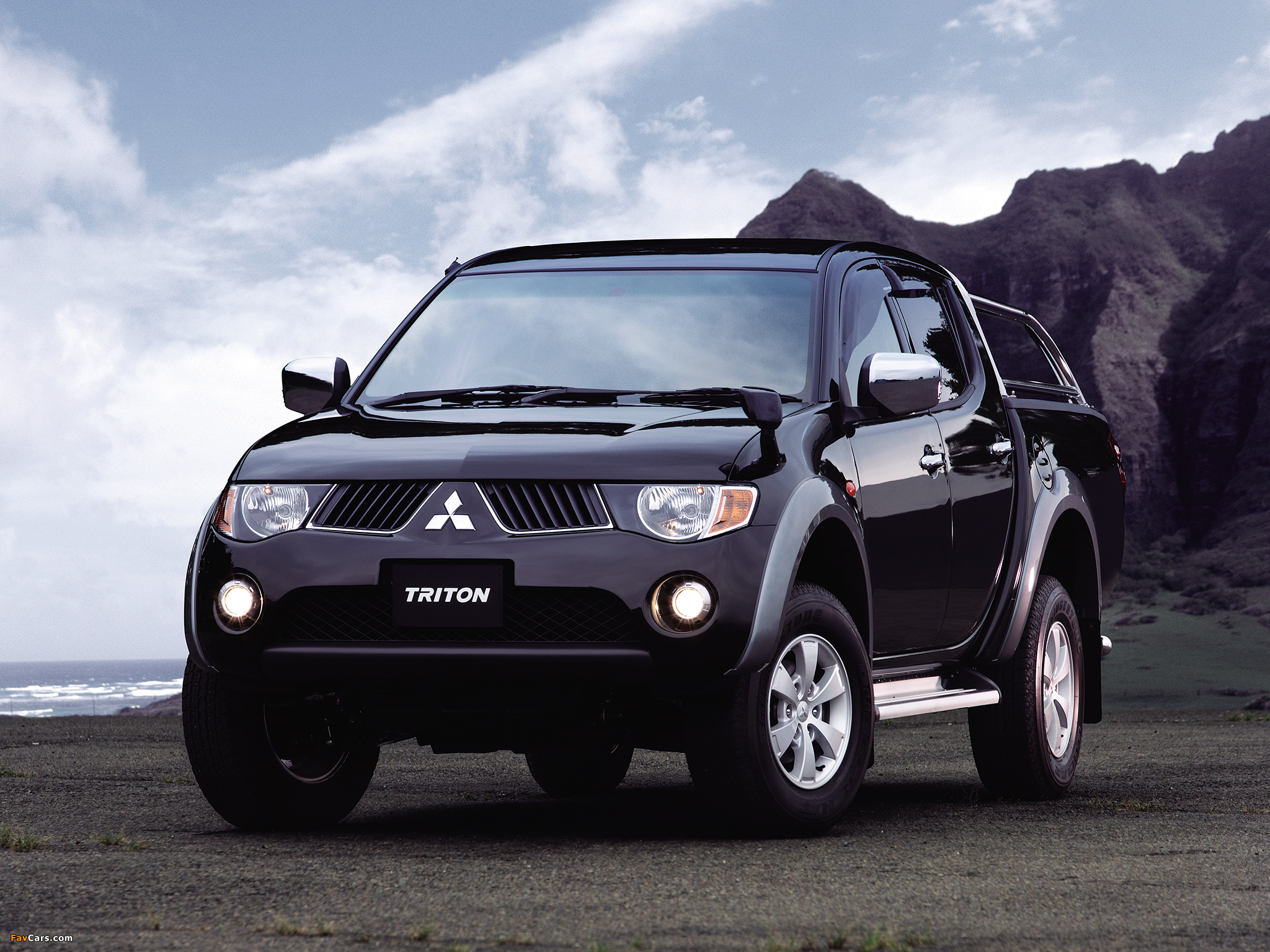 Photos of Mitsubishi Triton Double Cab JP-spec (KB9T) 2006–10 (2048 x 1536)