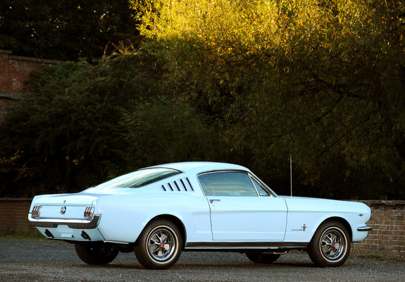 Mustang Fastback 1965 images