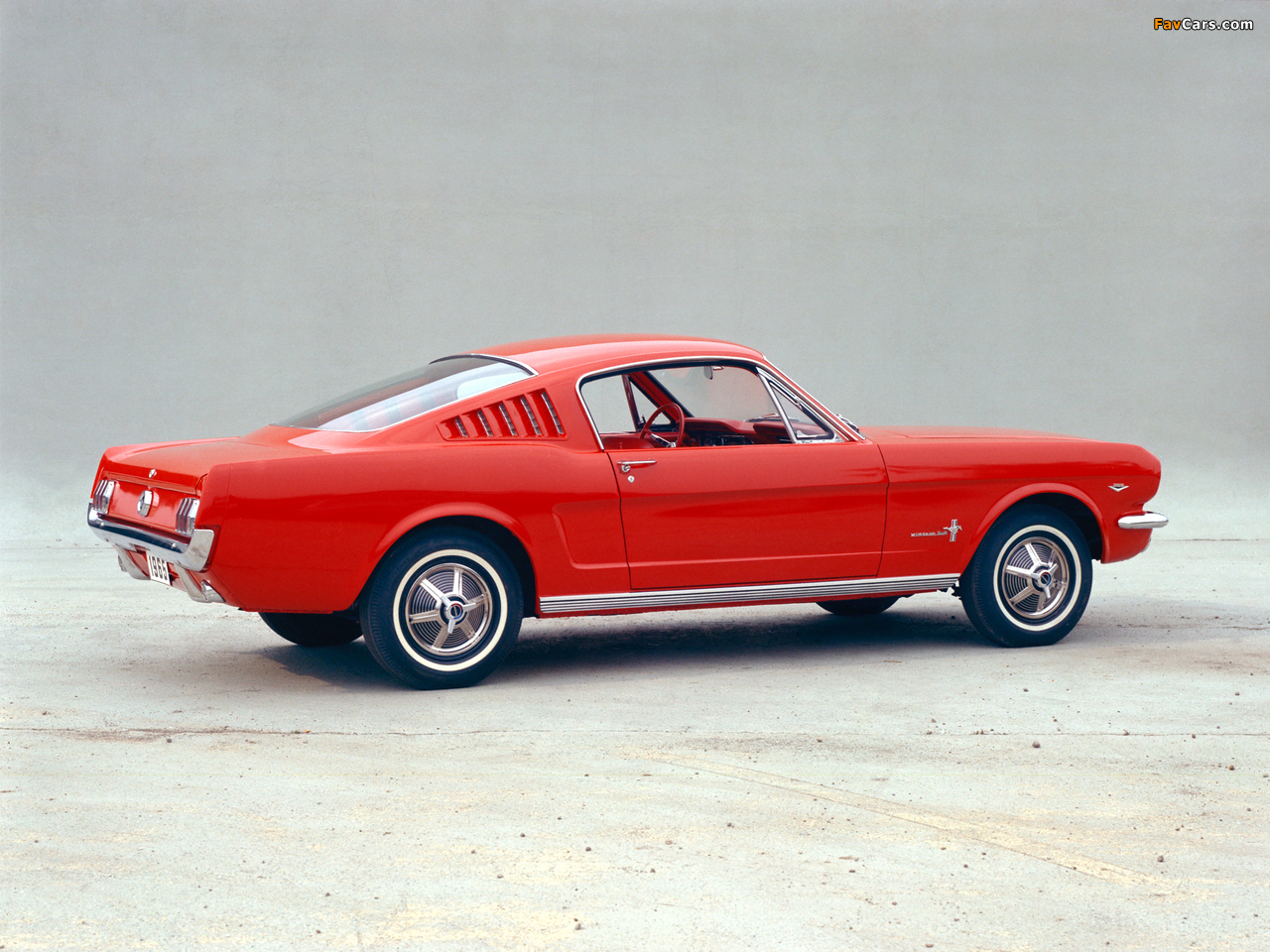 Mustang Fastback 1965 photos (1280 x 960)