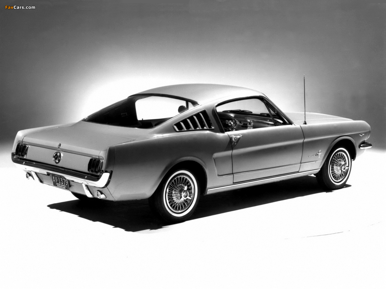 Mustang Fastback 1965 pictures (1280 x 960)