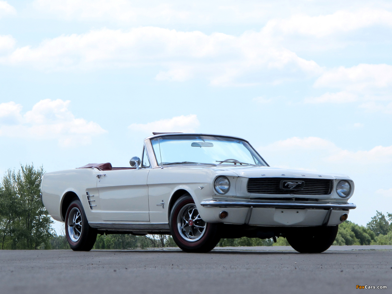 Mustang Convertible 1966 wallpapers (1280 x 960)