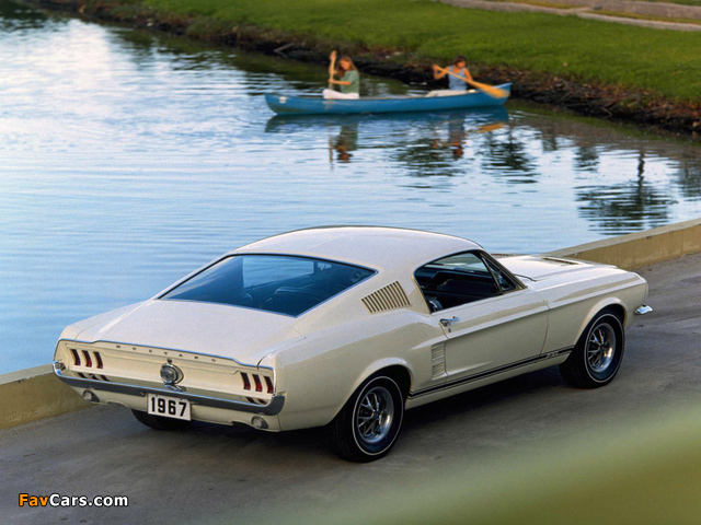 Mustang GT Fastback 1967 photos (640 x 480)
