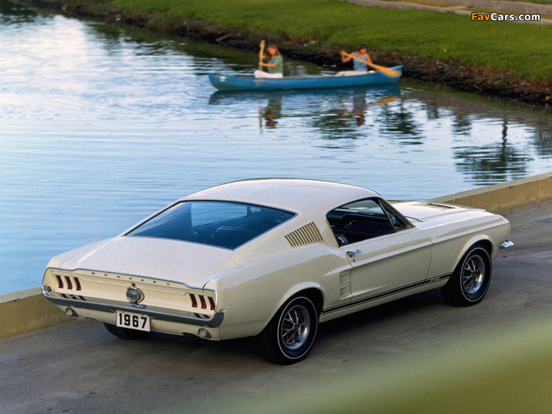 Mustang GT Fastback 1967 photos (800 x 600)