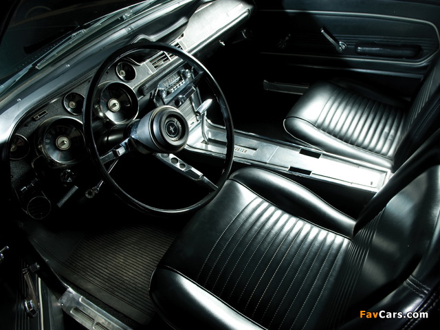 Mustang Fastback 1967 wallpapers (640 x 480)