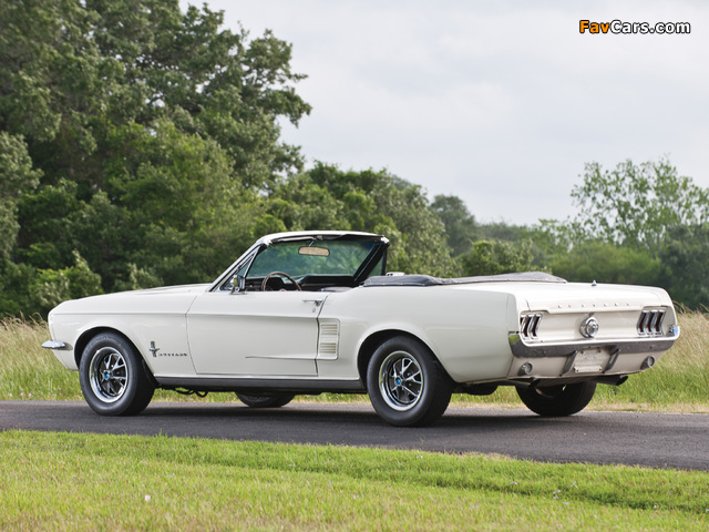 Mustang Convertible 1967 wallpapers (640 x 480)