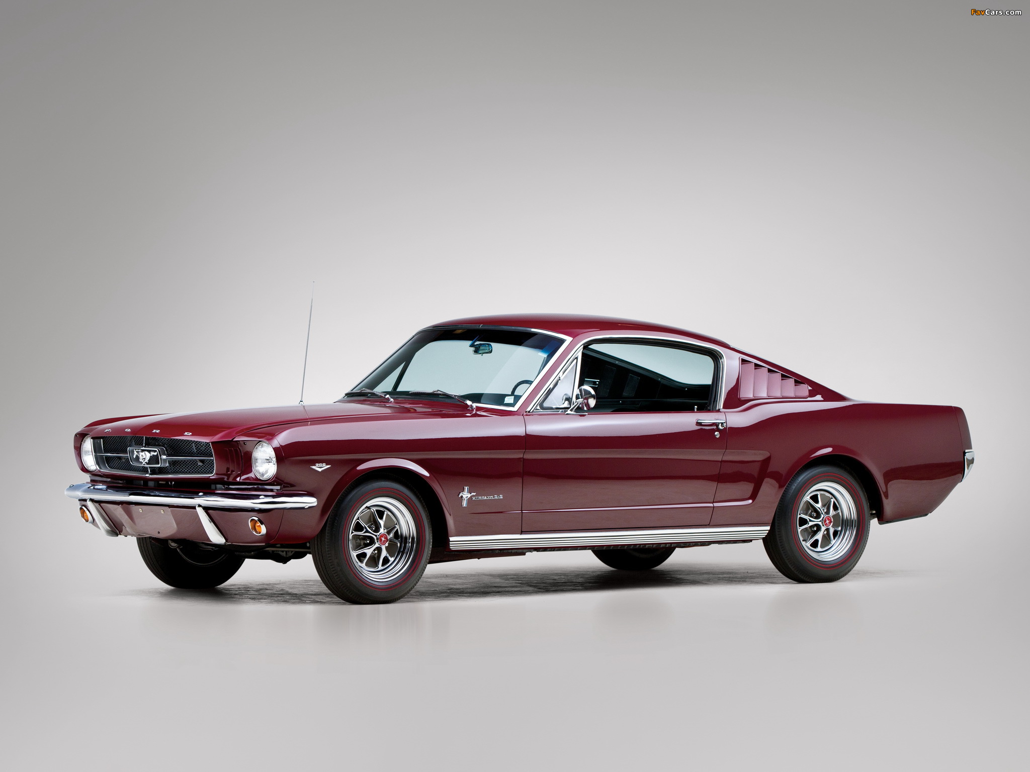 Photos of Mustang Fastback 1965 (2048 x 1536)