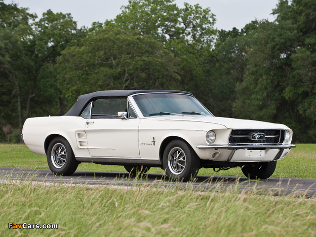 Photos of Mustang Convertible 1967 (640 x 480)