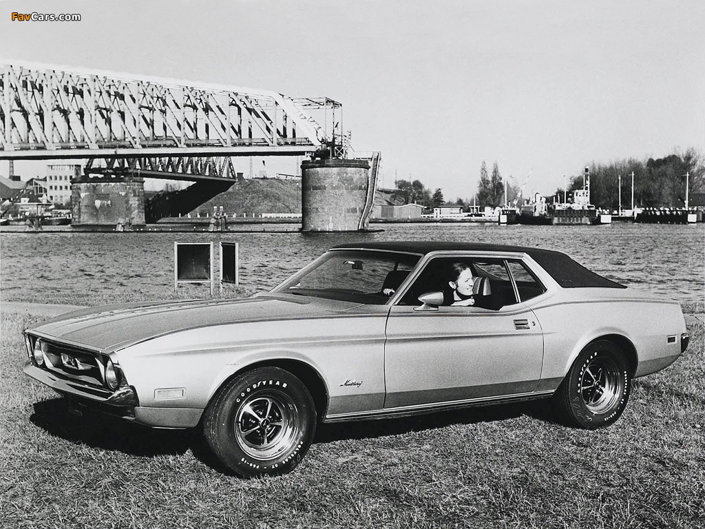 Photos of Mustang Grande Hardtop 1971 (1024 x 768)