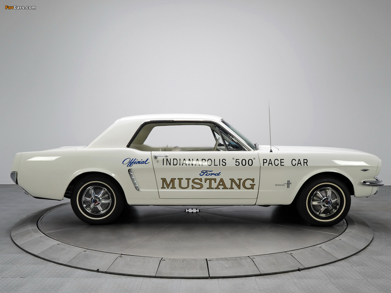 Mustang Hardtop Coupe Indy 500 Pace Car 1964 wallpapers (1280 x 960)