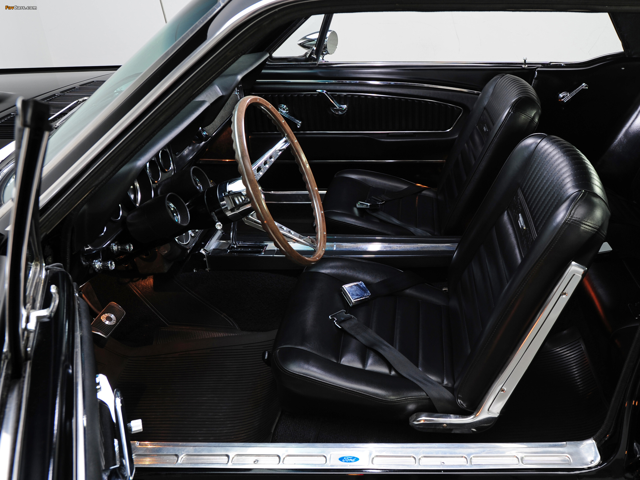 Mustang GT Hardtop 1966 wallpapers (2048 x 1536)