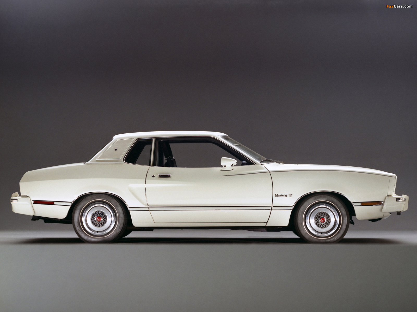 Mustang II Ghia Coupe (60H) 1974 photos (1600 x 1200)