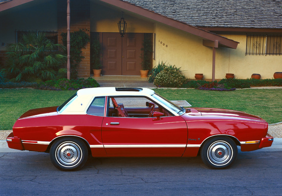 Mustang II Ghia Coupe (60H) 1974 photos