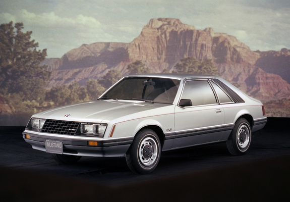 Mustang Hatchback 1982–86 wallpapers