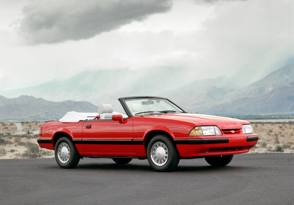 Mustang Convertible 1986–90 images