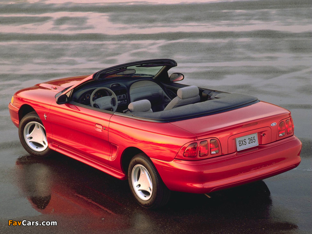 Photos of Mustang Convertible 1996–98 (640 x 480)