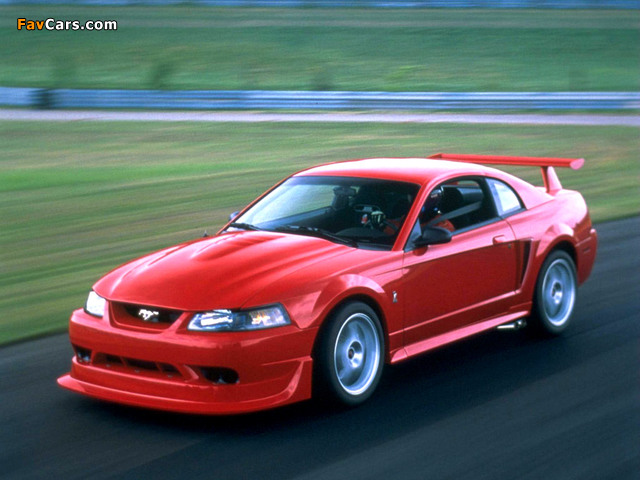 Photos of Mustang SVT Cobra R 2000–04 (640 x 480)