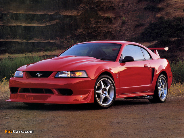 Pictures of Mustang SVT Cobra R 2000–04 (640 x 480)