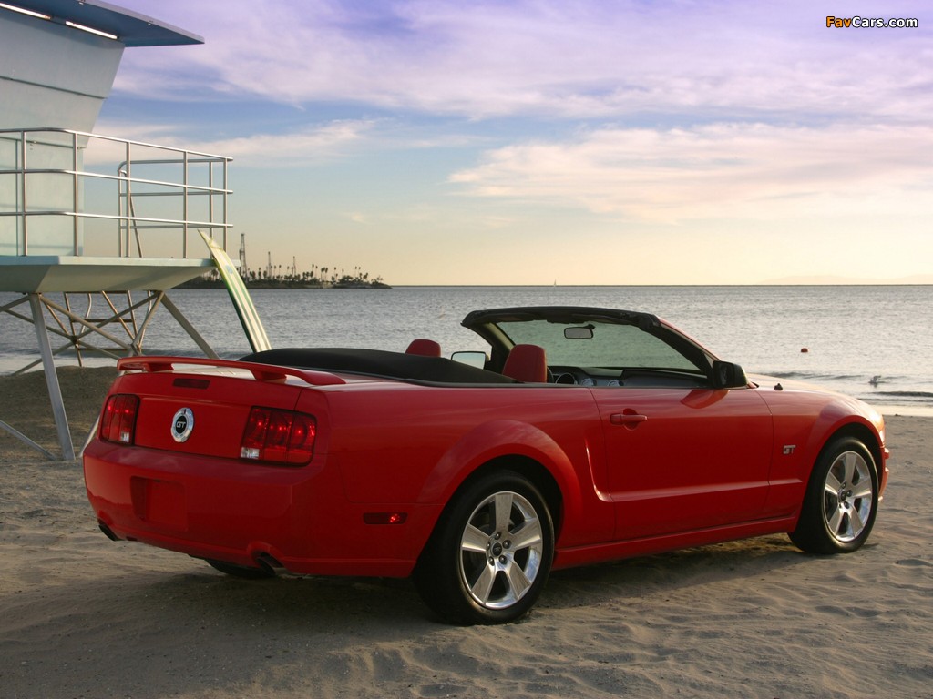 Images of Mustang GT Convertible 2005–08 (1024 x 768)