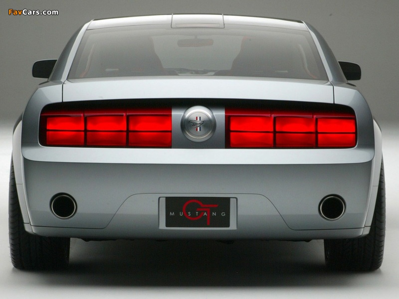 Mustang GT Concept 2003 wallpapers (800 x 600)
