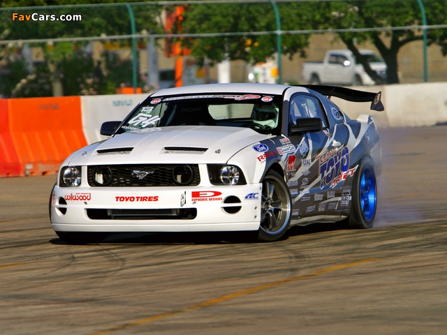 Mustang GT Formula Drift 2005–08 photos (640 x 480)