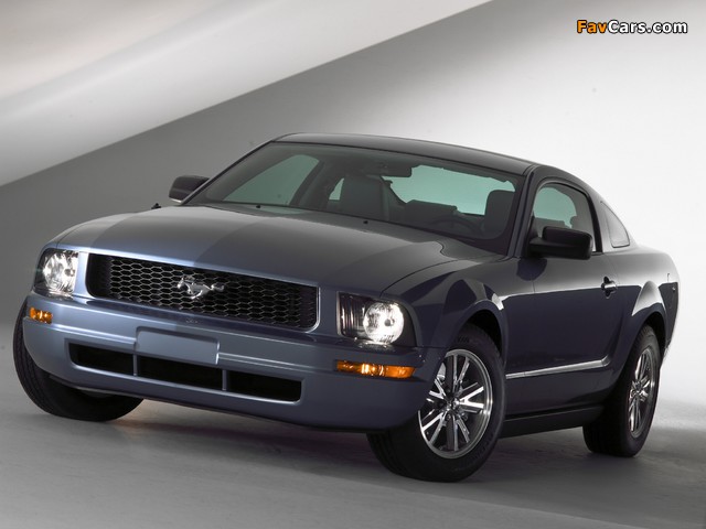 Mustang Coupe 2005–08 wallpapers (640 x 480)