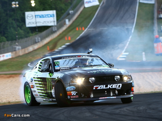 Mustang GT Formula Drift 2009–11 wallpapers (640 x 480)