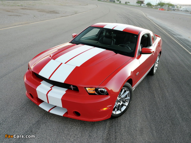Shelby GTS 2011 images (640 x 480)