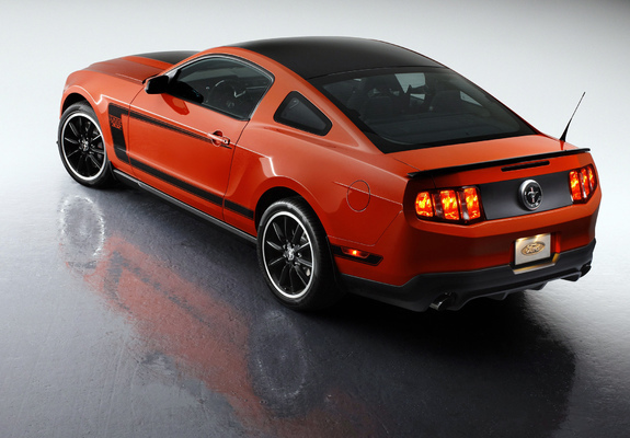 Mustang Boss 302 2011–12 pictures