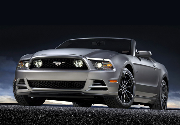 Mustang 5.0 GT Convertible 2012 wallpapers