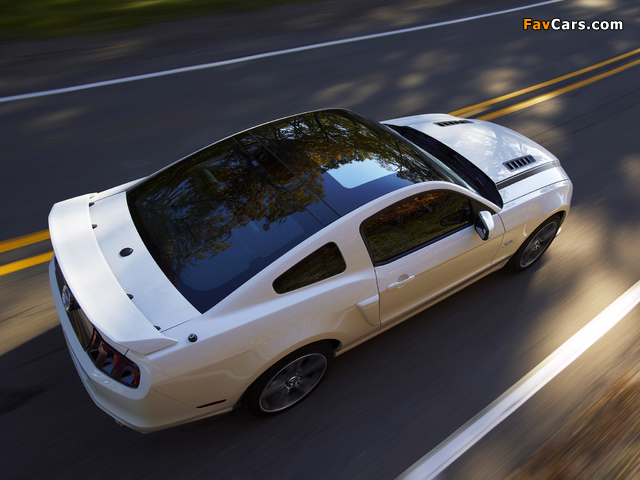 Mustang 5.0 GT California Special Package 2012 wallpapers (640 x 480)