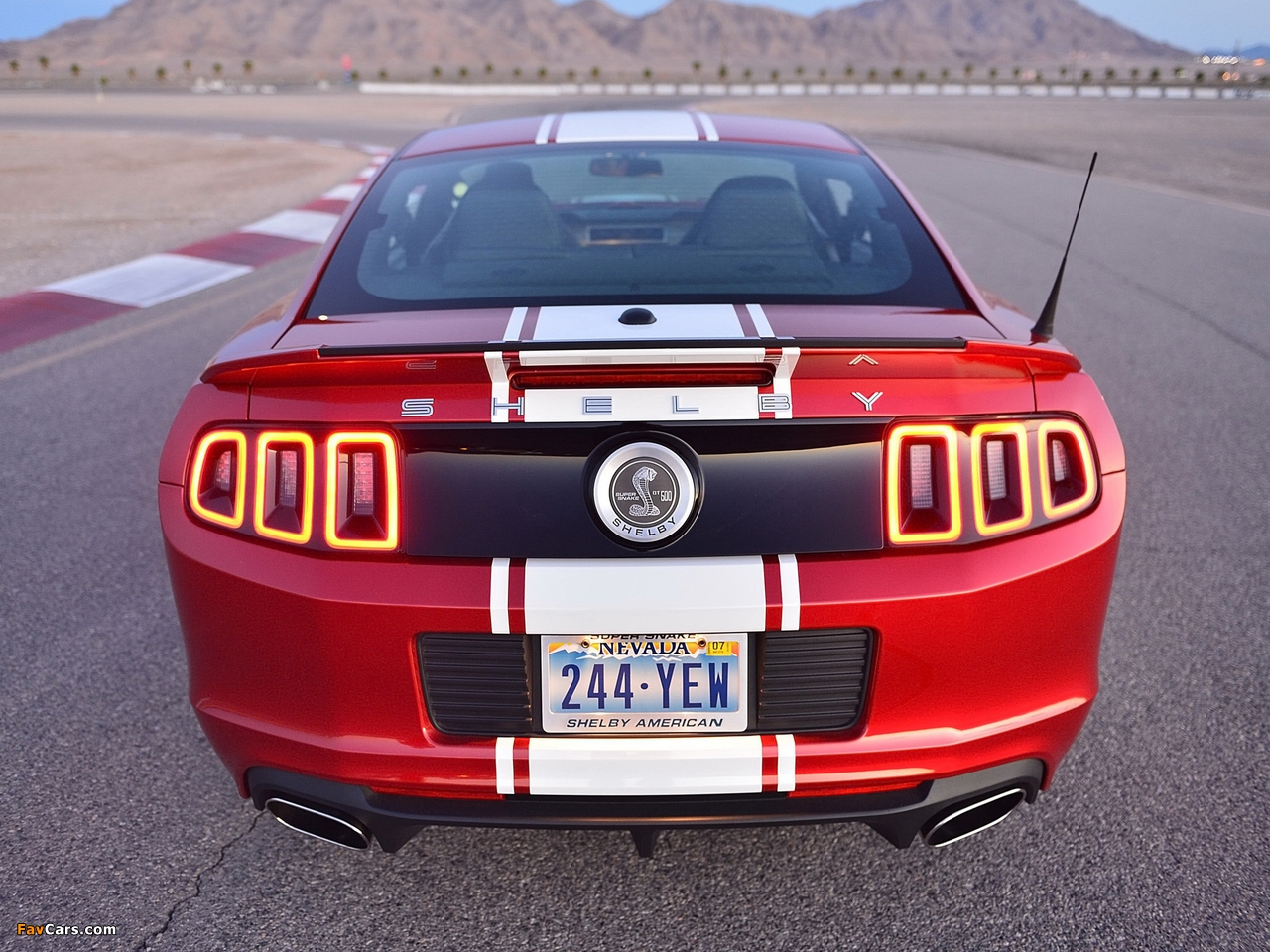 Shelby GT500 Super Snake 2013–14 wallpapers (1280 x 960)