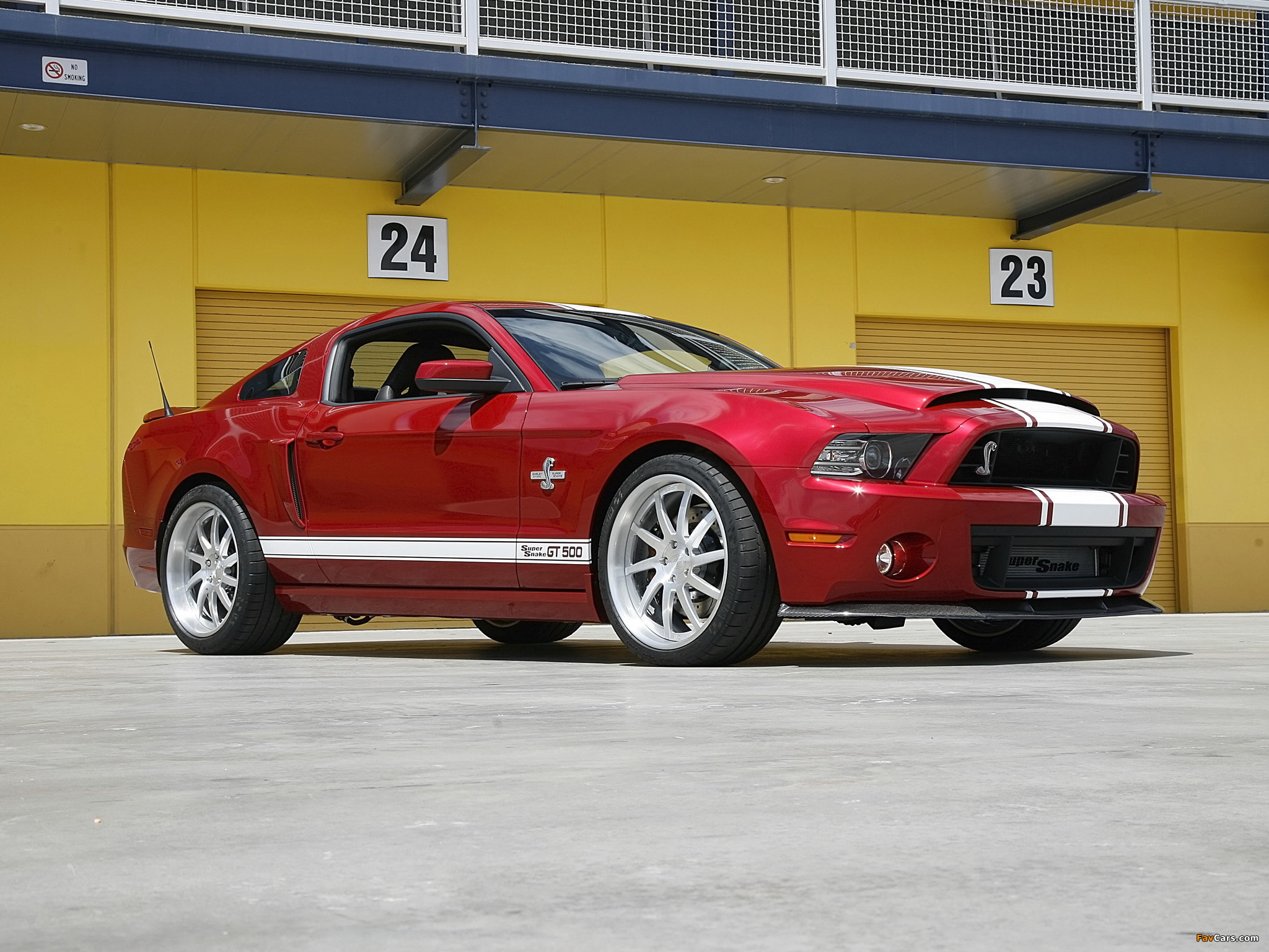 Shelby GT500 Super Snake 2013–14 wallpapers (2048 x 1536)