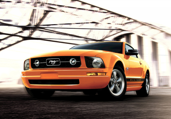 Photos of Mustang Coupe 2005–08