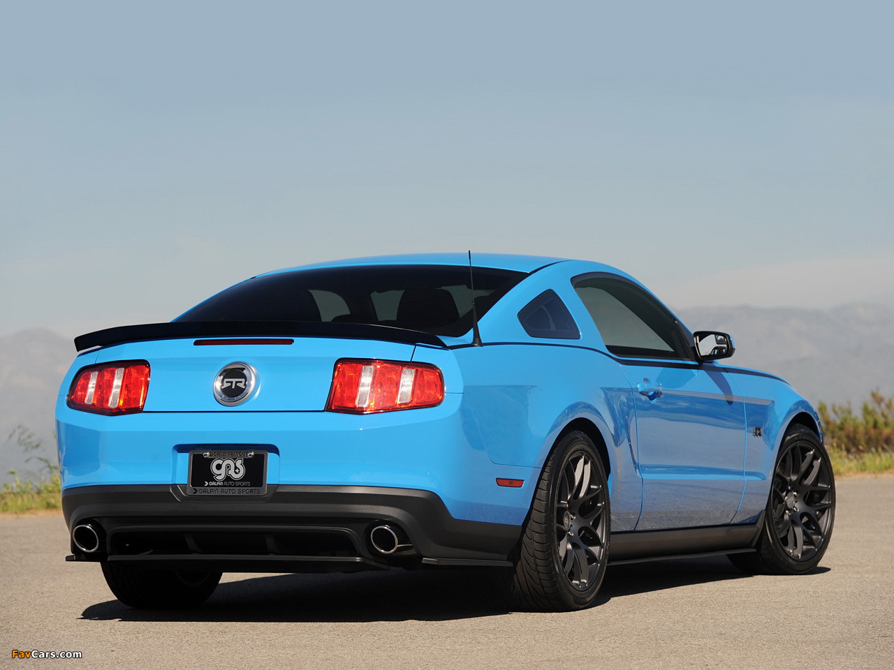 Photos of Mustang RTR Package 2010–11 (1280 x 960)