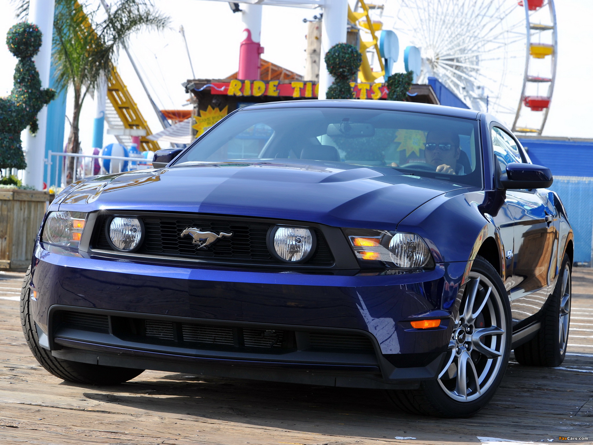 Photos of Mustang 5.0 GT 2010–12 (2048 x 1536)