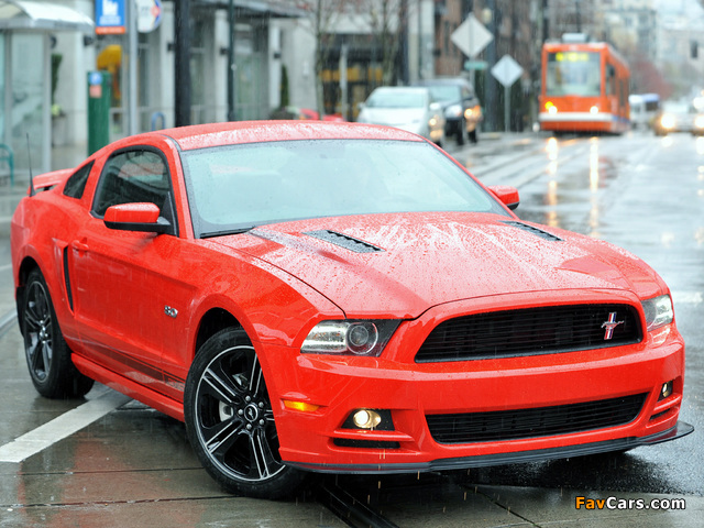 Photos of Mustang 5.0 GT California Special Package 2012 (640 x 480)