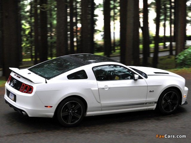 Photos of Mustang 5.0 GT California Special Package 2012 (640 x 480)