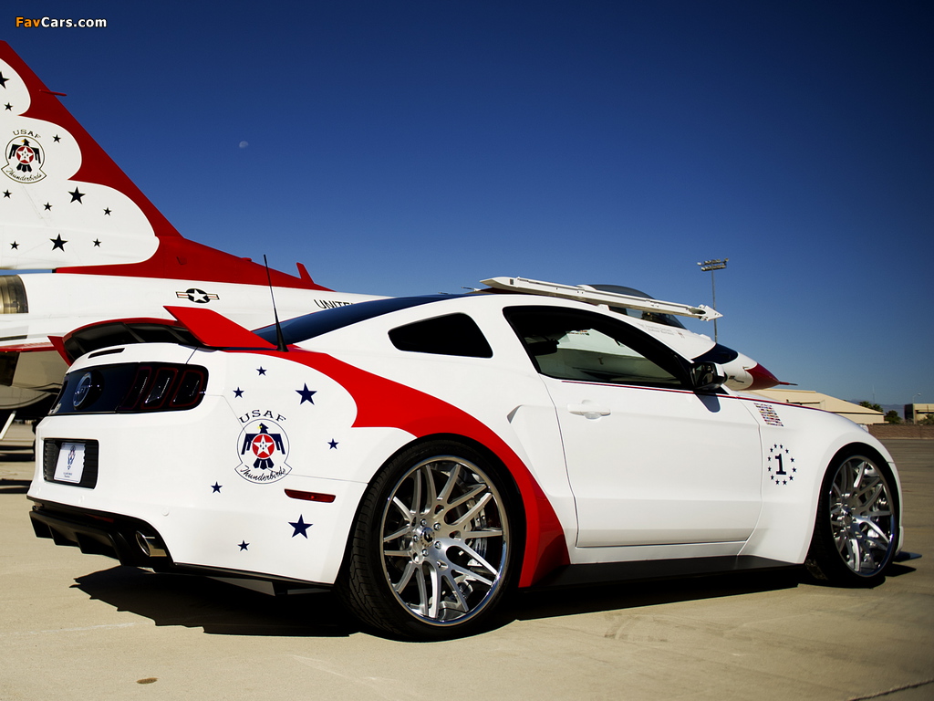 Photos of Mustang GT U.S. Air Force Thunderbirds Edition 2013 (1024 x 768)