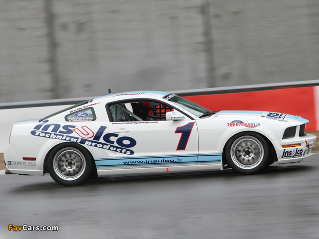 Photos of Mustang Race Car 2005–09 (640 x 480)