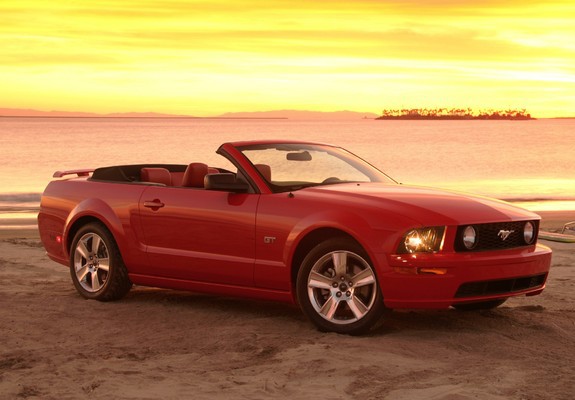 Pictures of Mustang GT Convertible 2005–08