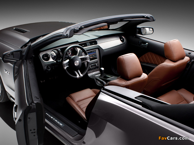 Pictures of Mustang 5.0 GT Convertible 2012 (640 x 480)
