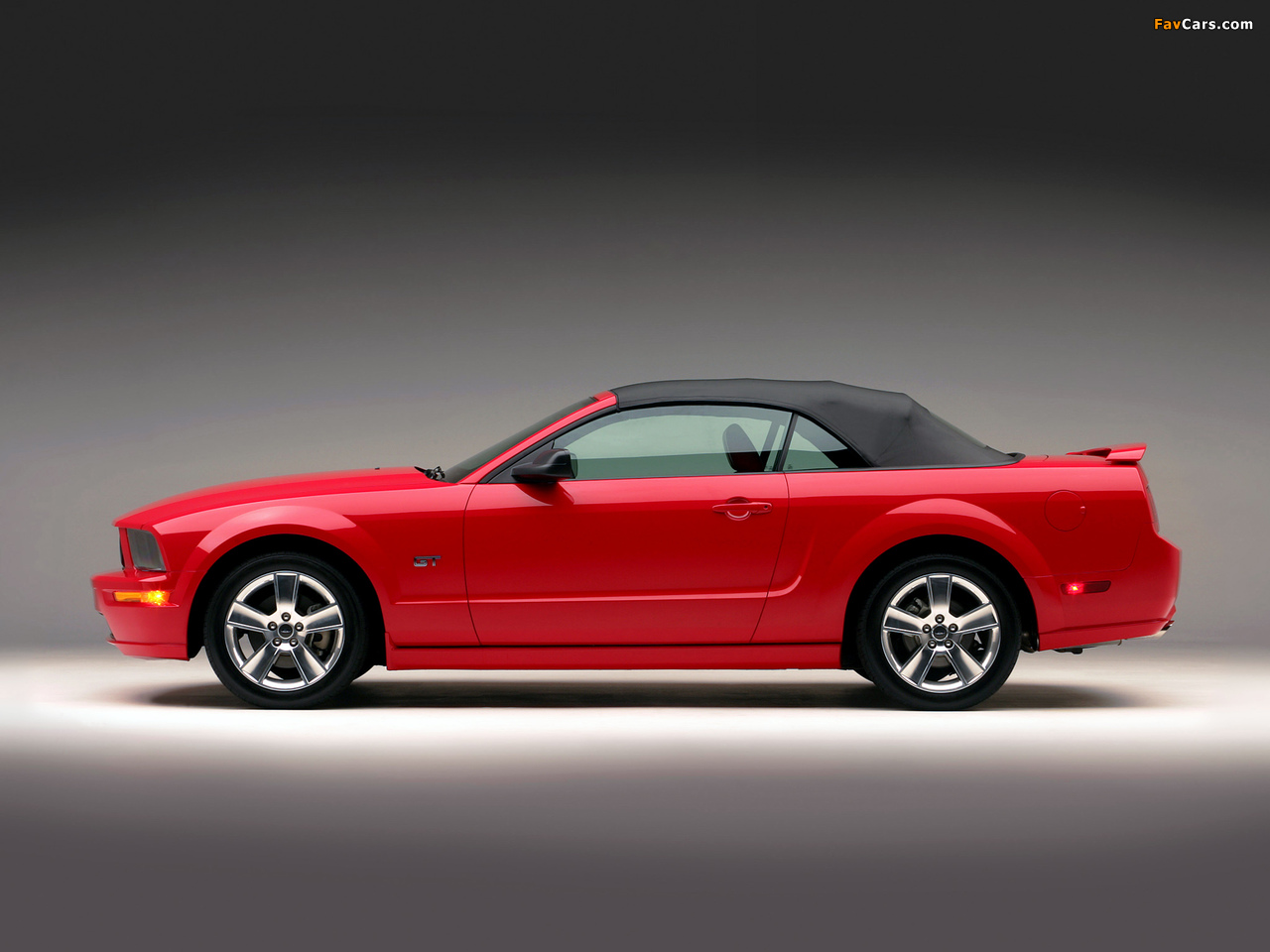 Mustang GT Convertible 2005–08 wallpapers (1280 x 960)