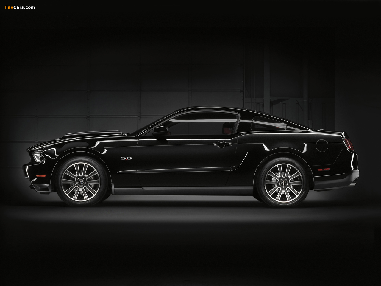 Mustang 5.0 GT 2010–12 wallpapers (1280 x 960)